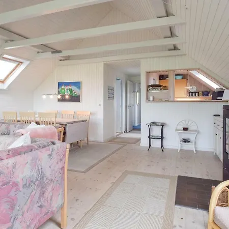 Three-Bedroom Holiday Home In Svendborg *